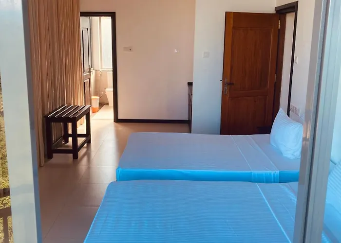 Riverbank Resort Gampola